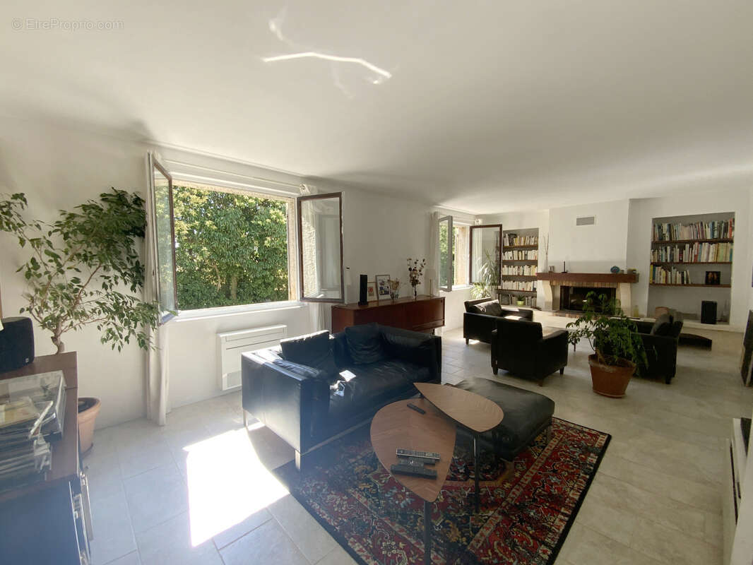 Maison à UZES
