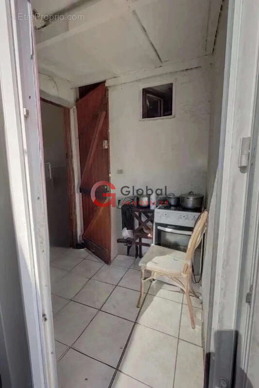 Appartement à MARSEILLE-3E