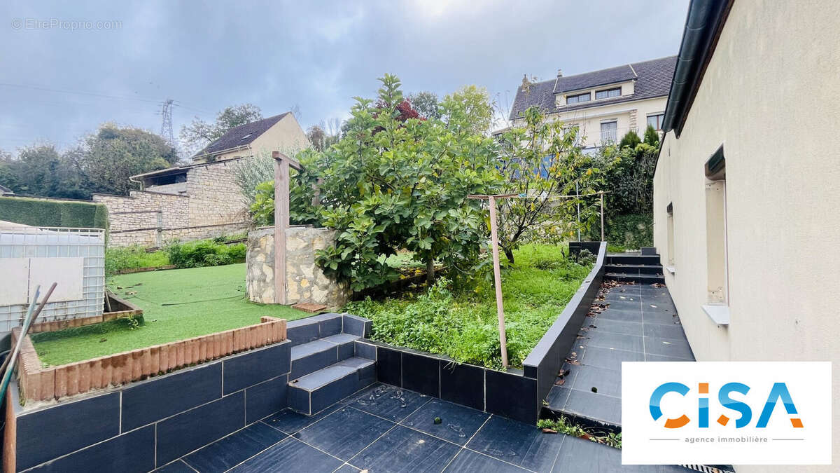 Maison à MONTATAIRE