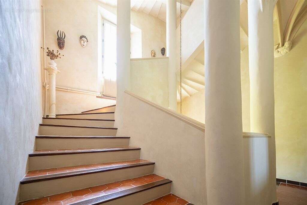 Maison à FIGANIERES