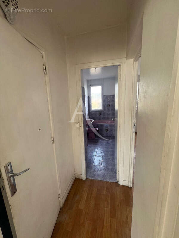 Appartement à AUBERVILLIERS