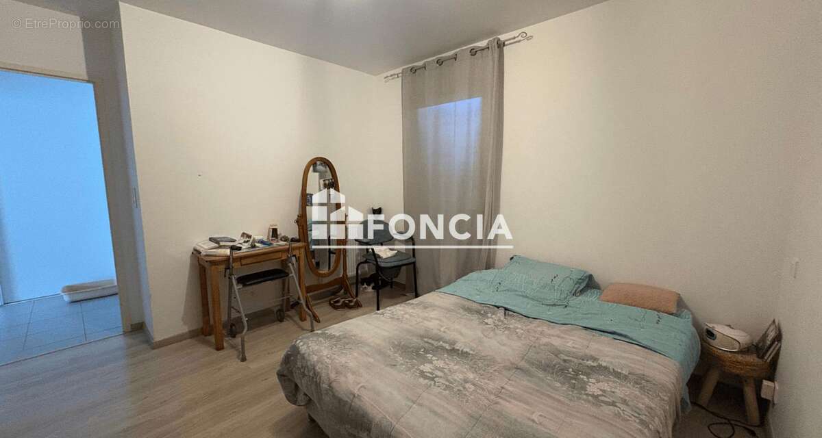 Appartement à FOURAS