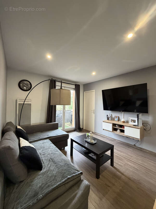 Appartement à PETIT-COURONNE