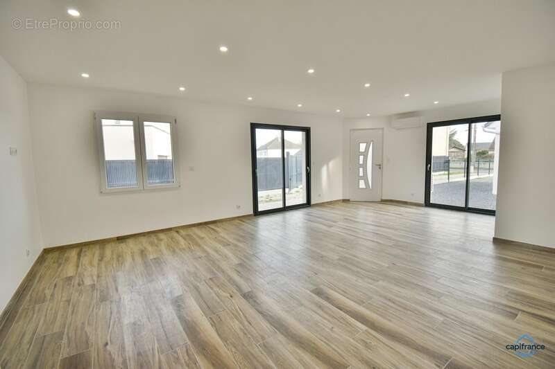 Maison à LES MONTILS