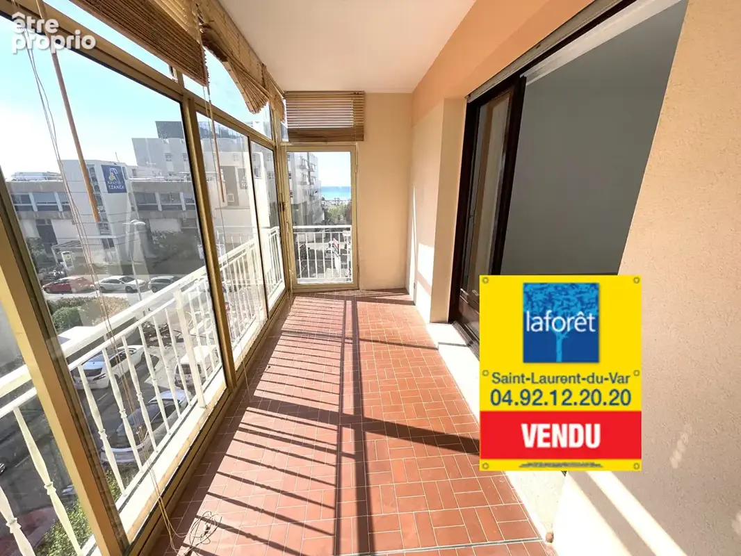 Appartement à SAINT-LAURENT-DU-VAR