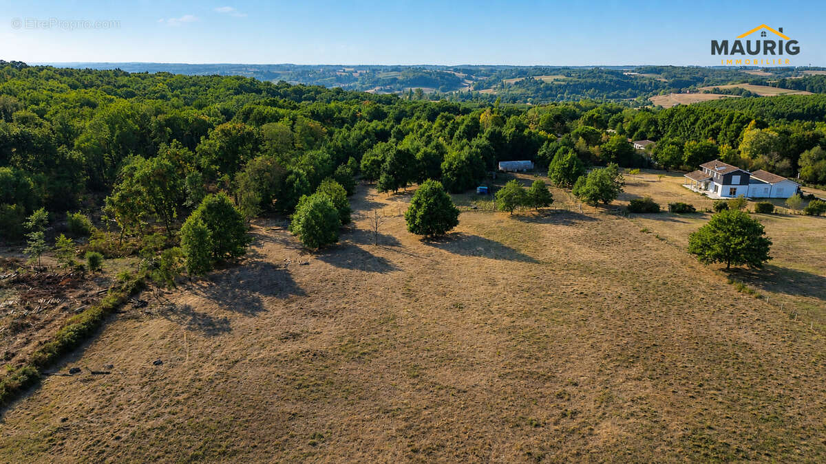 Villa de 200m2 garage avec 6.5 hectares ideal pour chevaux - photo 10