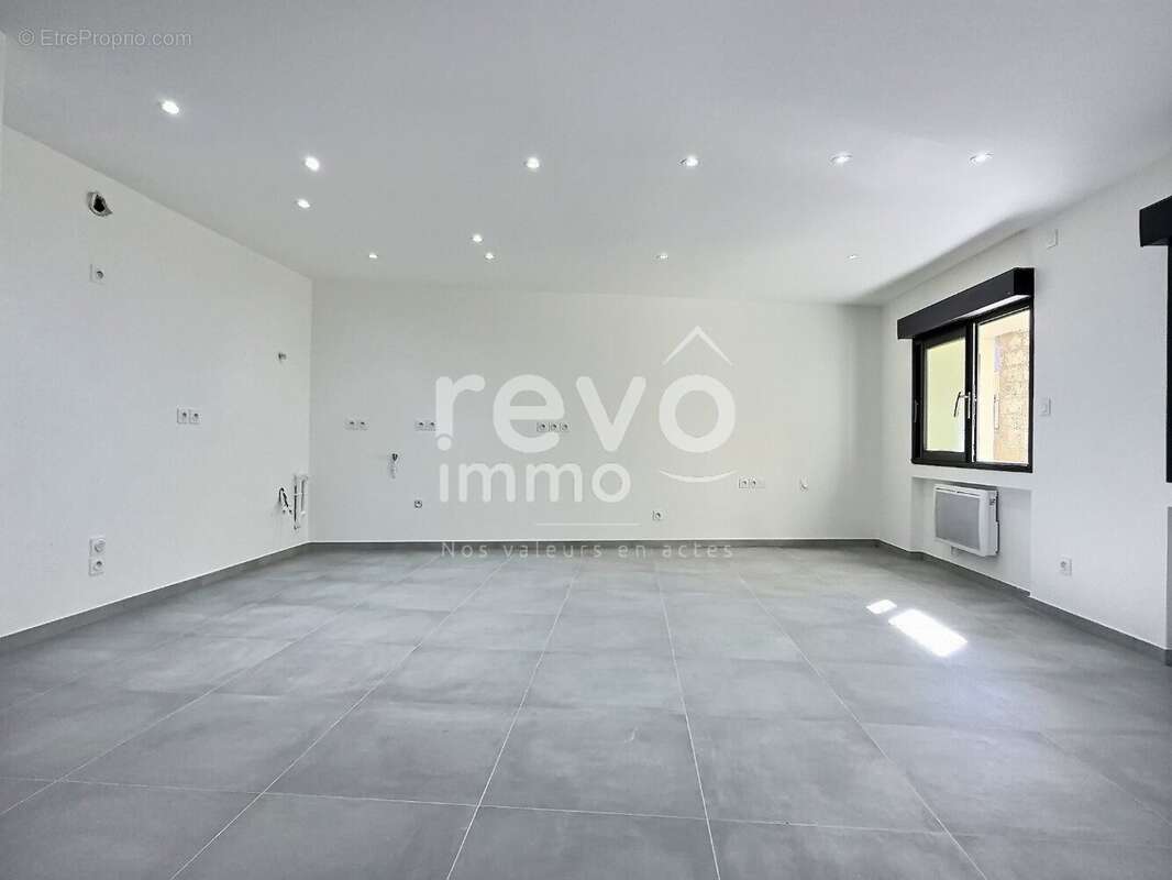 Maison à AMBERIEUX-EN-DOMBES