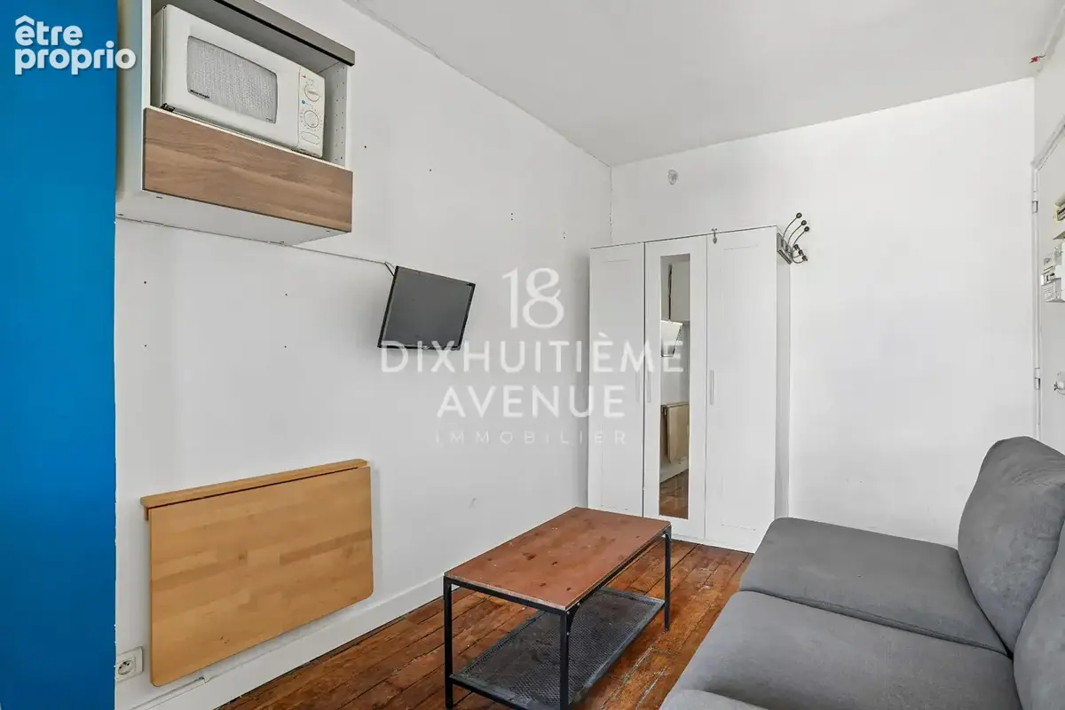 Boulevard Barbès, studette 12,5m² vue Sacré-Coeur - photo 5