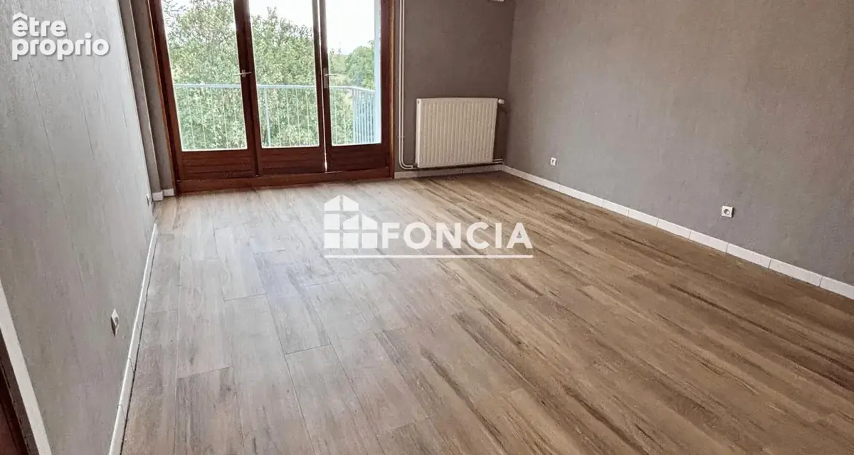 T4 dernier etage les tourterelles - photo 2
