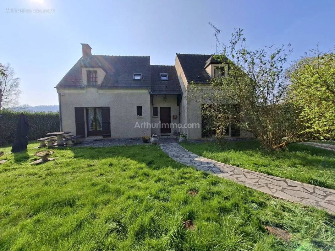 Maison à MAGNY-EN-VEXIN