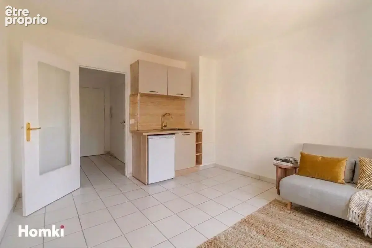 Studio lumineux de 19 m² - Lyon 6ème, Rue Louis Blanc - photo 3