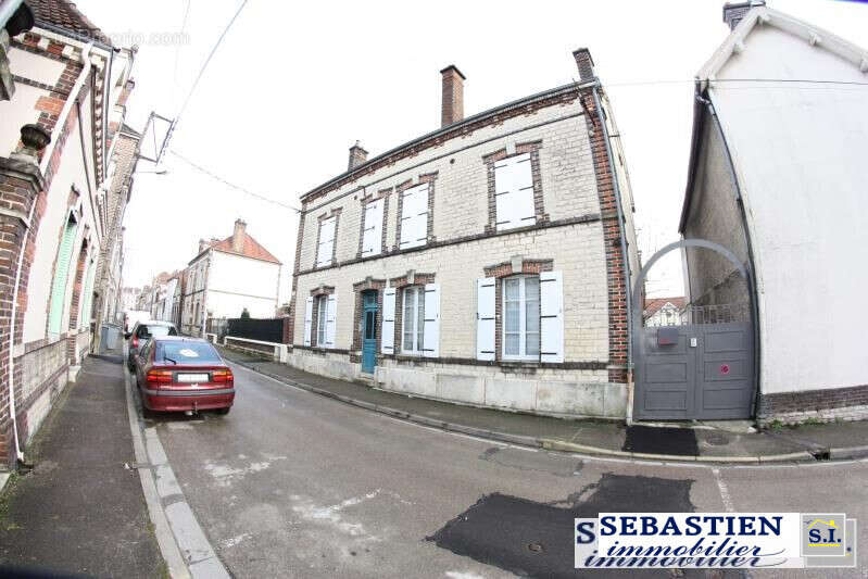 Appartement à SAINTE-SAVINE
