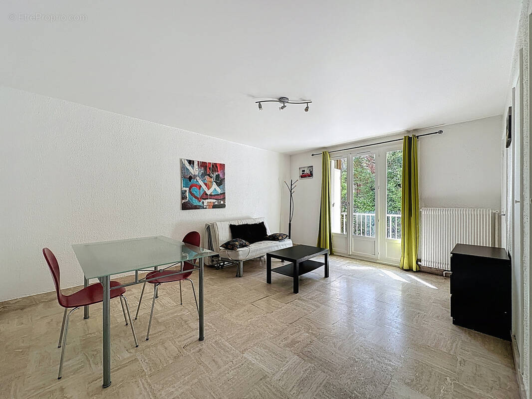 Appartement à LYON-5E