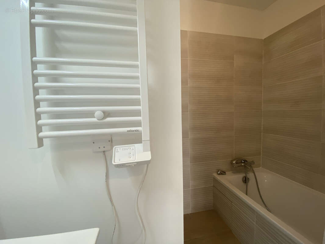 Maison 95 m² à Carnoules  - photo 6