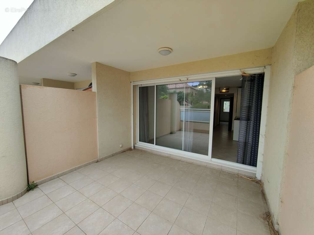 Appartement type 2 proche centre Ile Rousse - photo 7