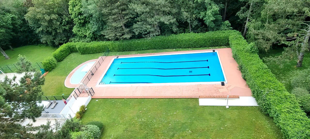 Appartement à JOUY-EN-JOSAS