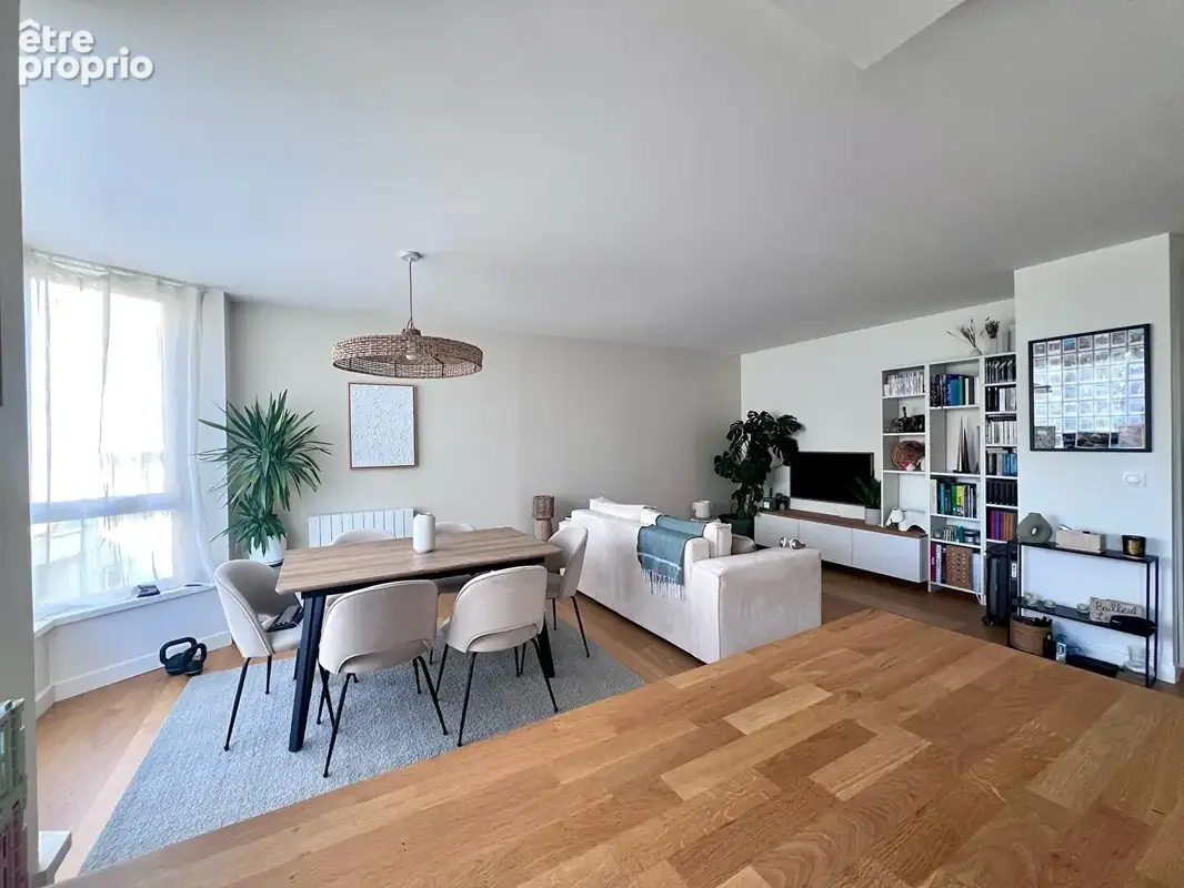 Appartement à SURESNES