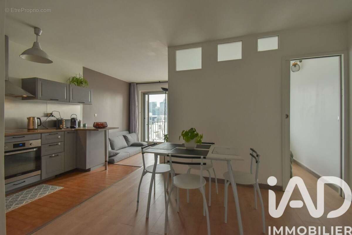 Photo 4 - Appartement à PUTEAUX