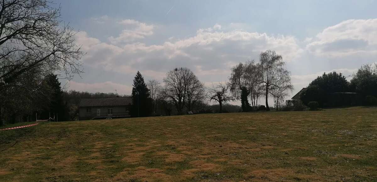 Terrain constructible - rare sur le secteur ! - photo 3