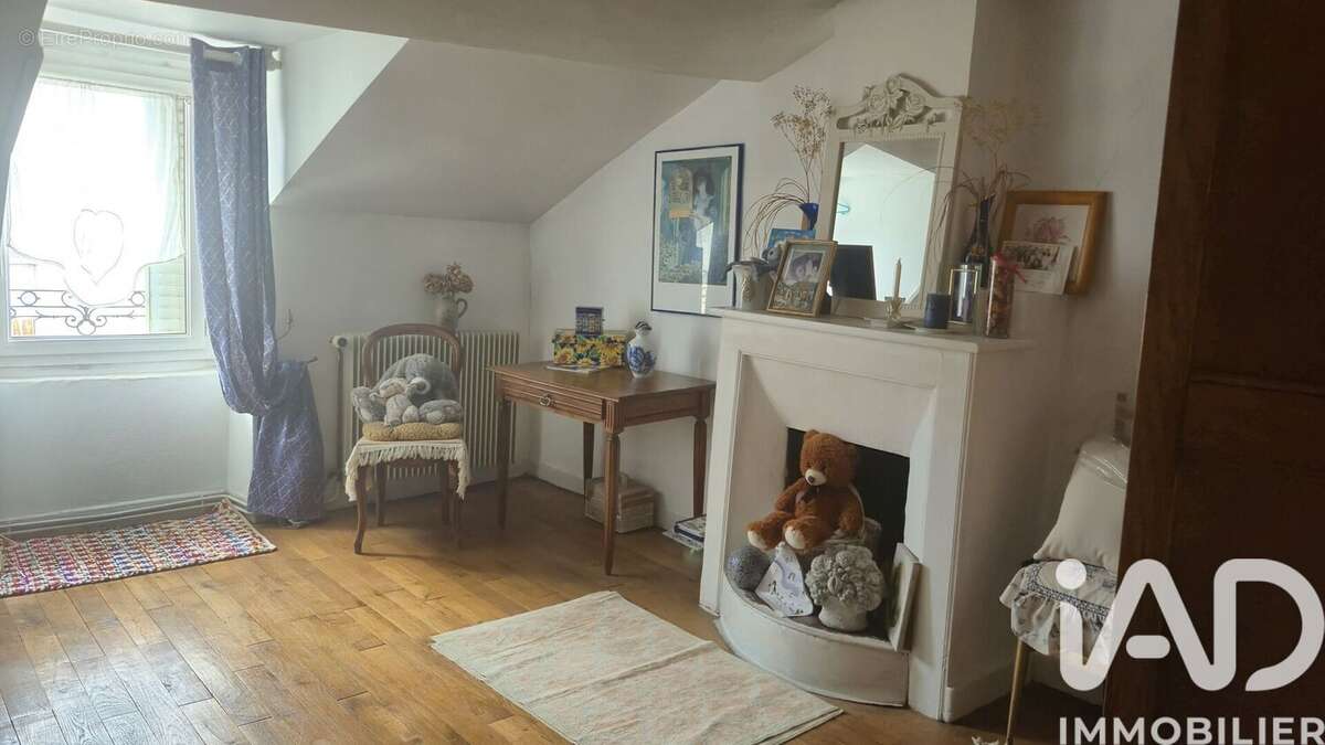 Photo 2 - Maison à SAINT-LEONARD-DE-NOBLAT