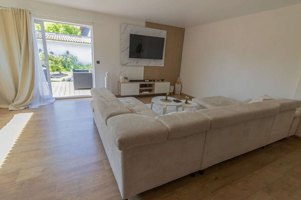 Belle Maison 4 pièces de 95 m2 - photo 3