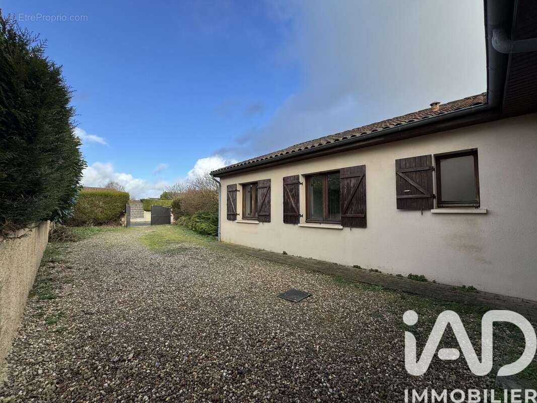 Photo 3 - Maison à BUXEROLLES