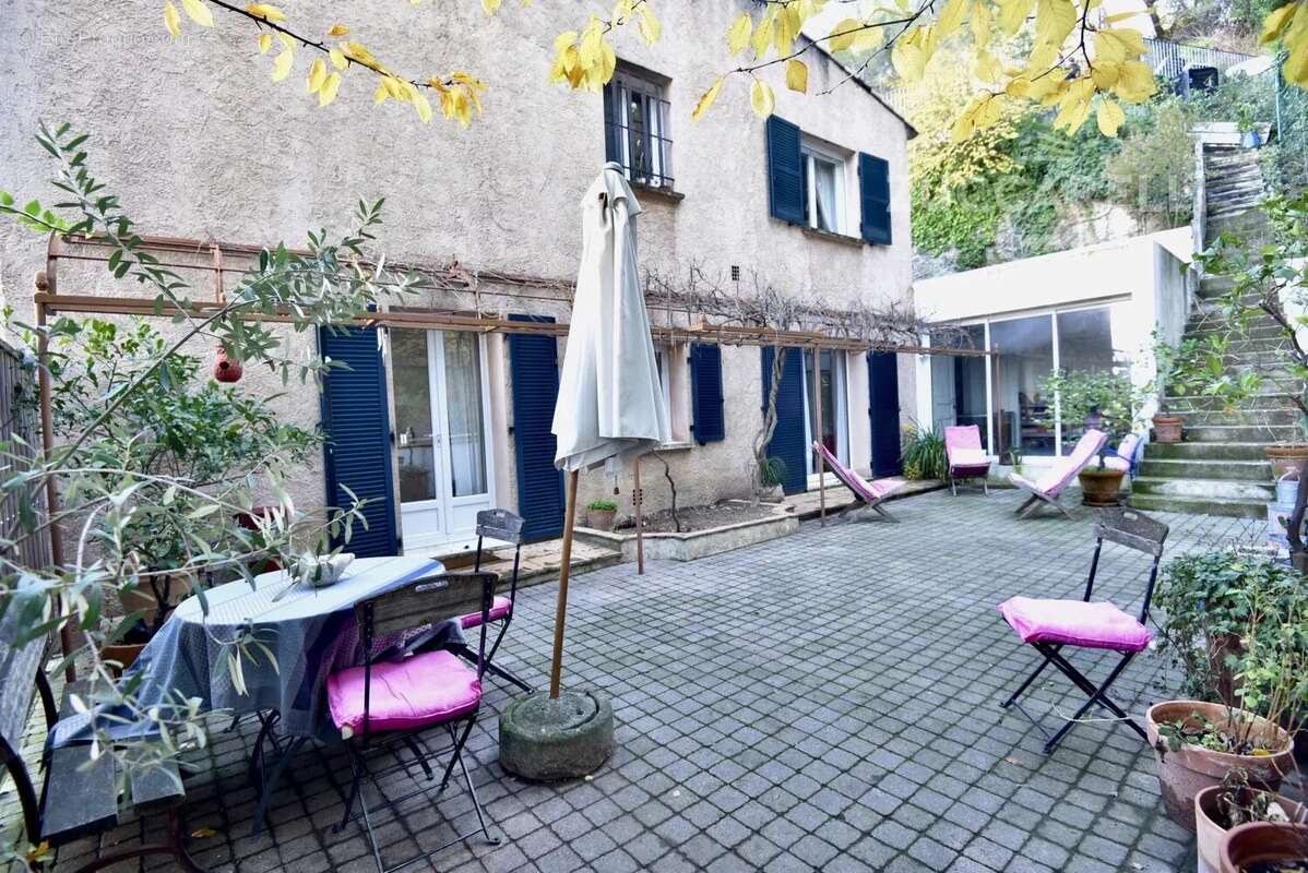 Maison à COLOMARS