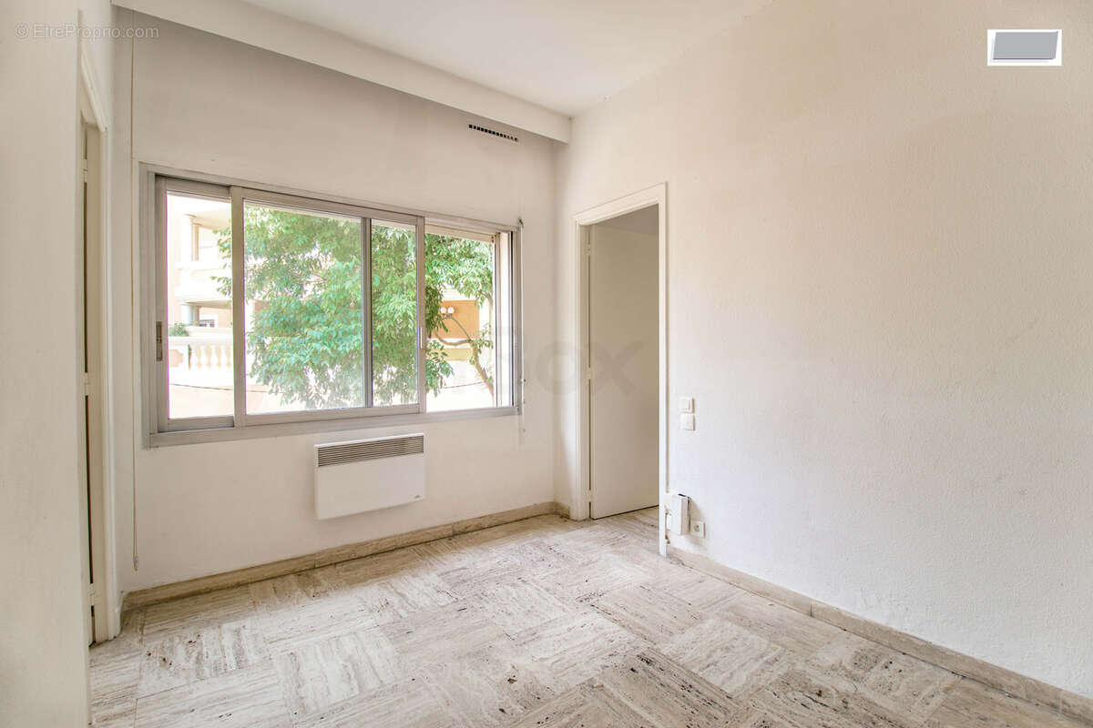 Toulon sainte anne - bureaux de 51m2 - photo 12