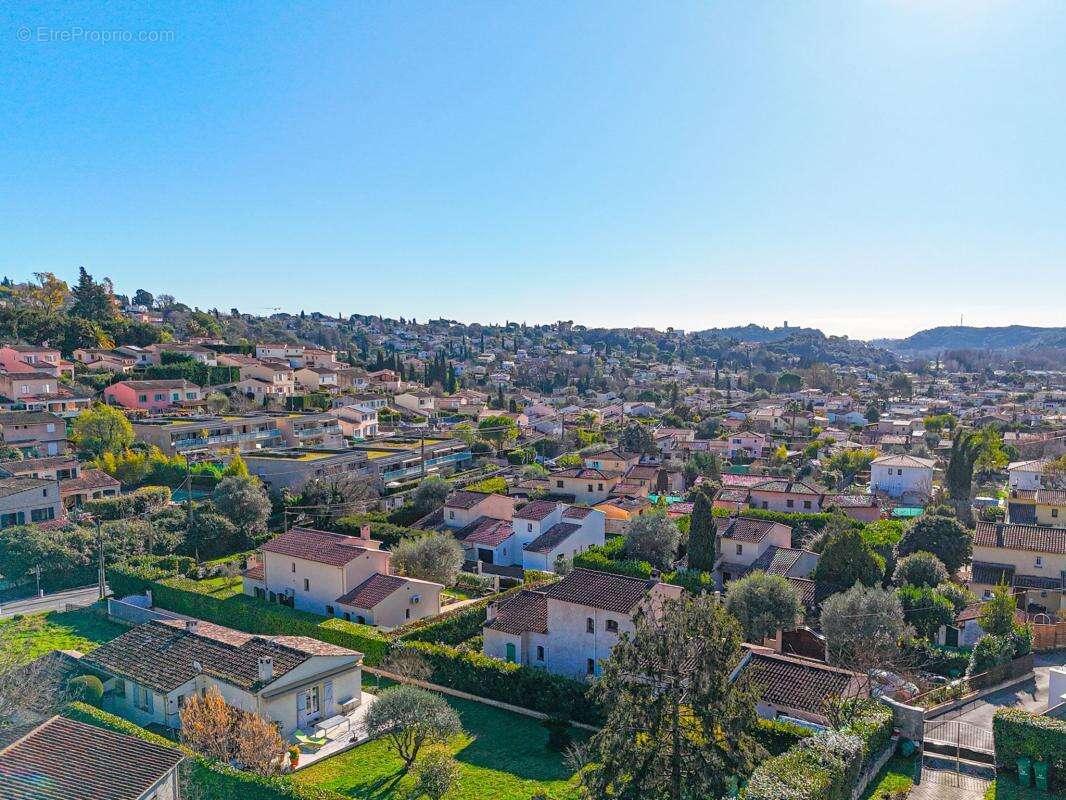 Maison à LA COLLE-SUR-LOUP