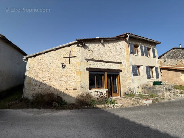 Maison à SAINT-ROMAIN