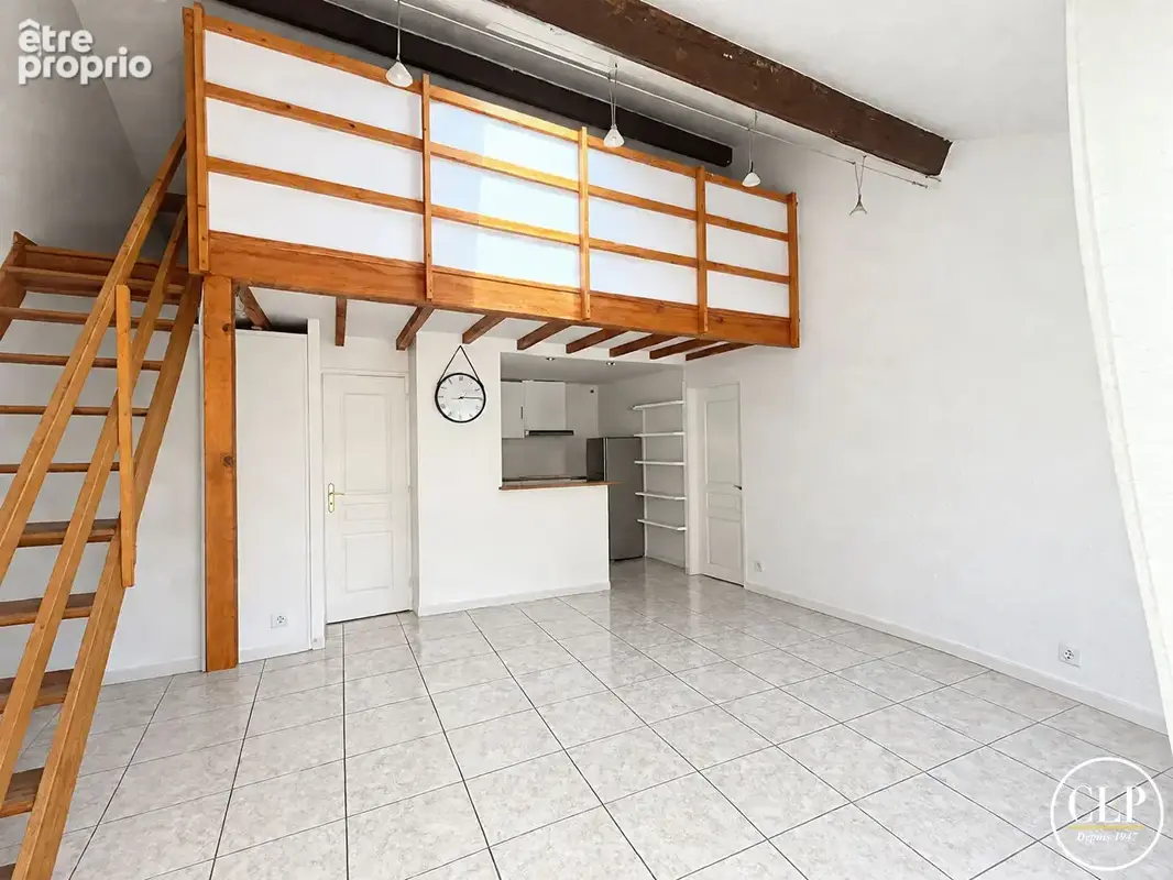 EXCLUSIVITE - T1 avec Mezzanine 39.27m² au sol à 9mn Métro L11 station Montreuil - Hôpital - photo 6
