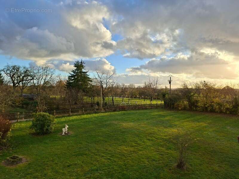 Longère + dépendance + grange, 3000m2 terrain clos, proche de ST CENERI LE GEREI & à 10 MIN ALENCON- Commerces et écoles à moins - photo 5
