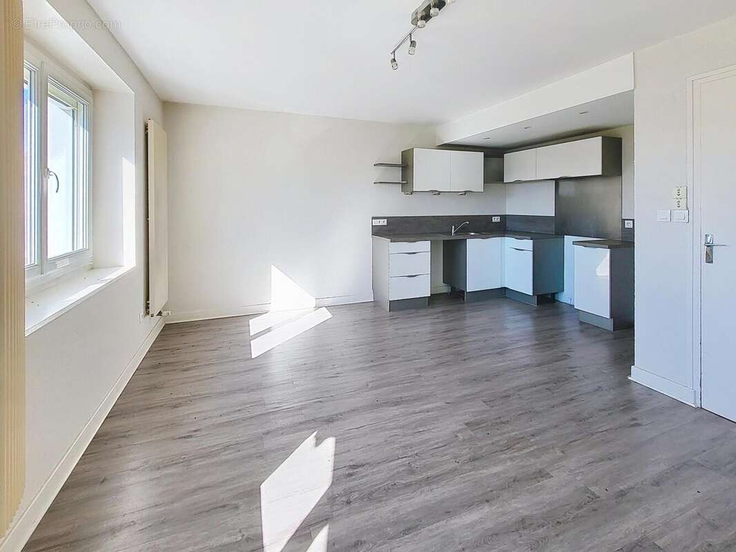 Photo 2 - Appartement à MORBIER