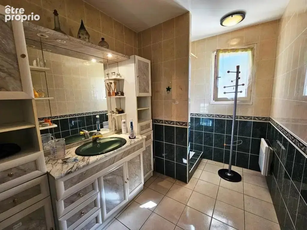 Maison de plain-pied 3 chambres avec garage et jardin   IZON - photo 11