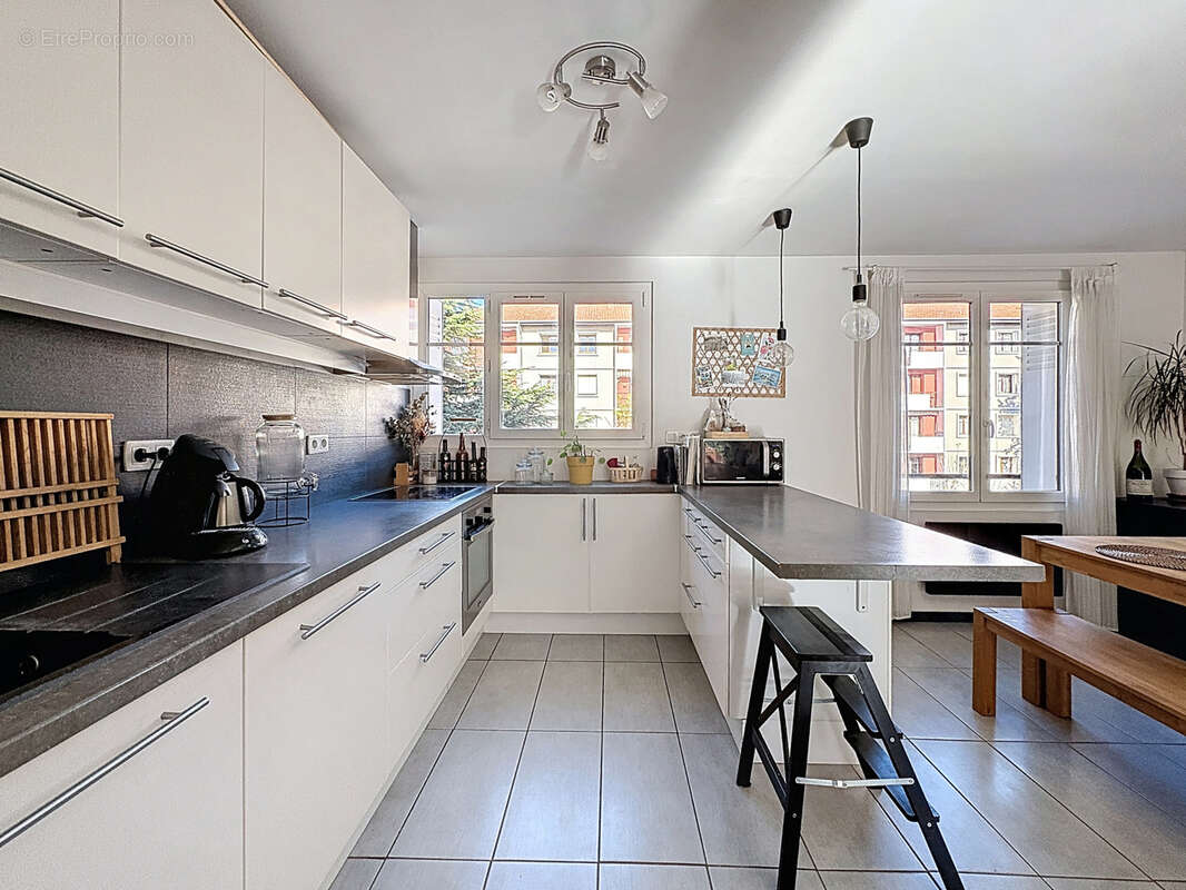 Appartement à VILLEURBANNE