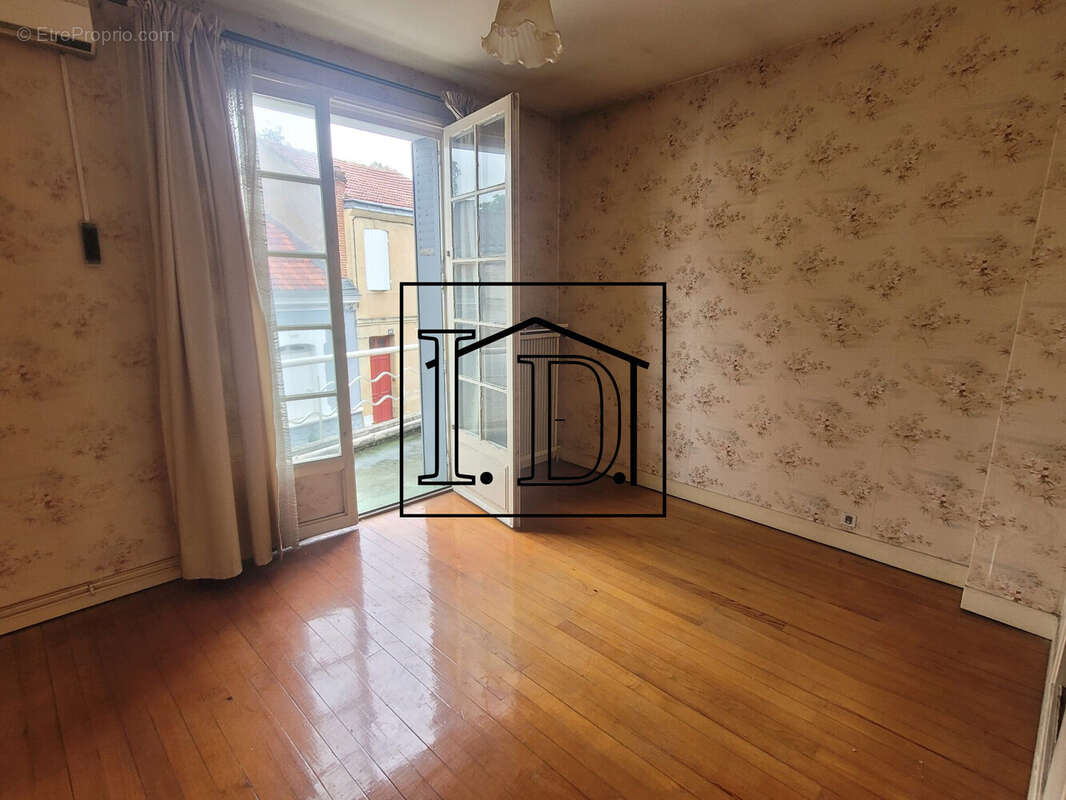 1er - chambre 1 - Maison à BERGERAC