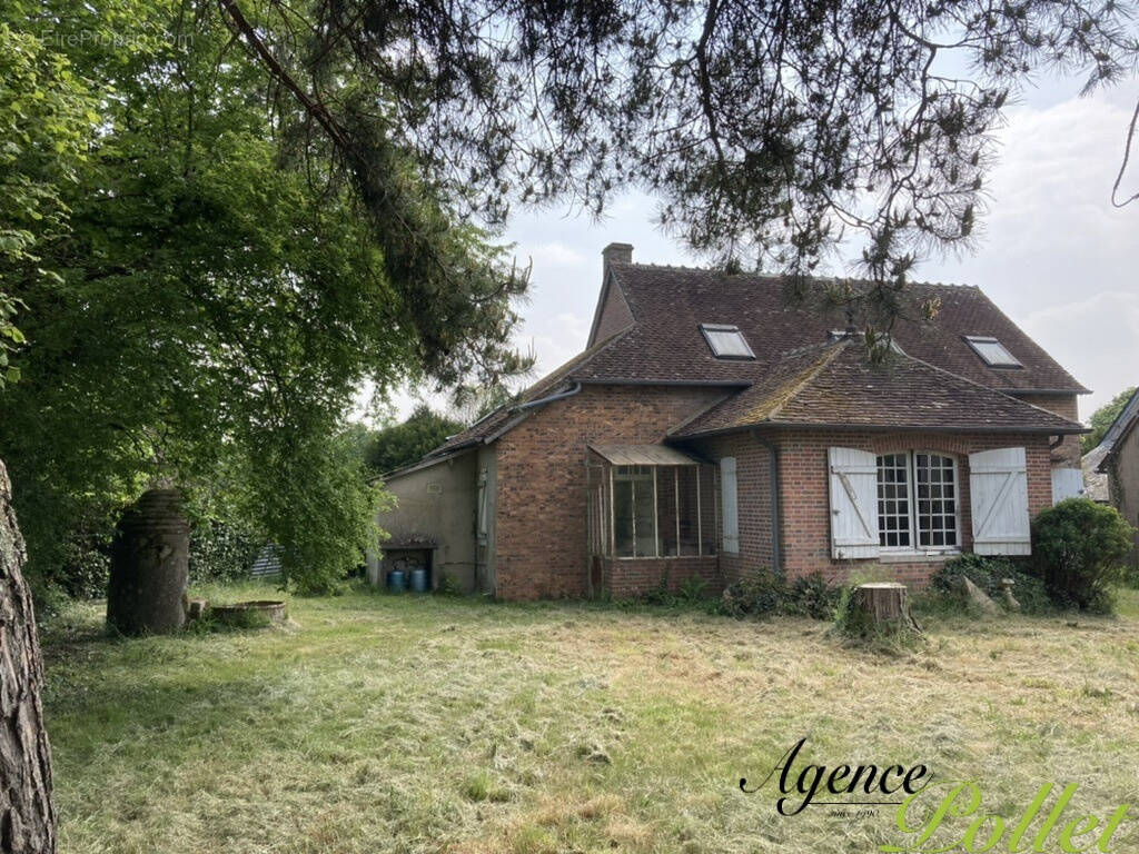 Maison à AUBIGNY-SUR-NERE