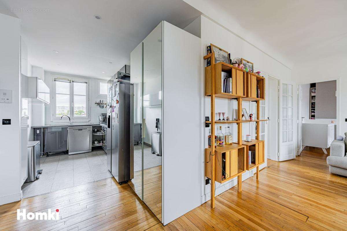Appartement à LEVALLOIS-PERRET