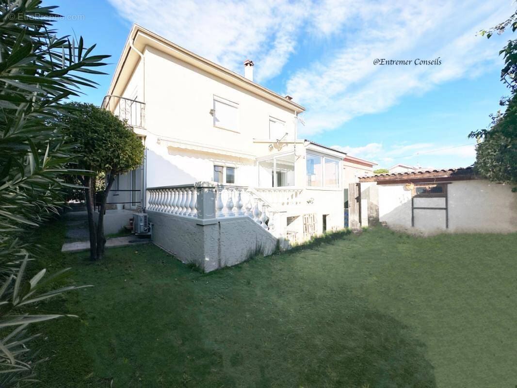 Maison à VILLENEUVE-LOUBET