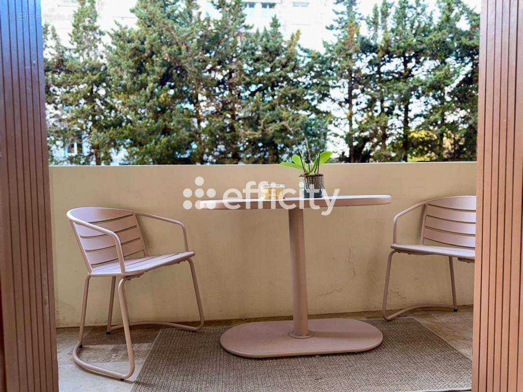 Appartement à MARSEILLE-12E