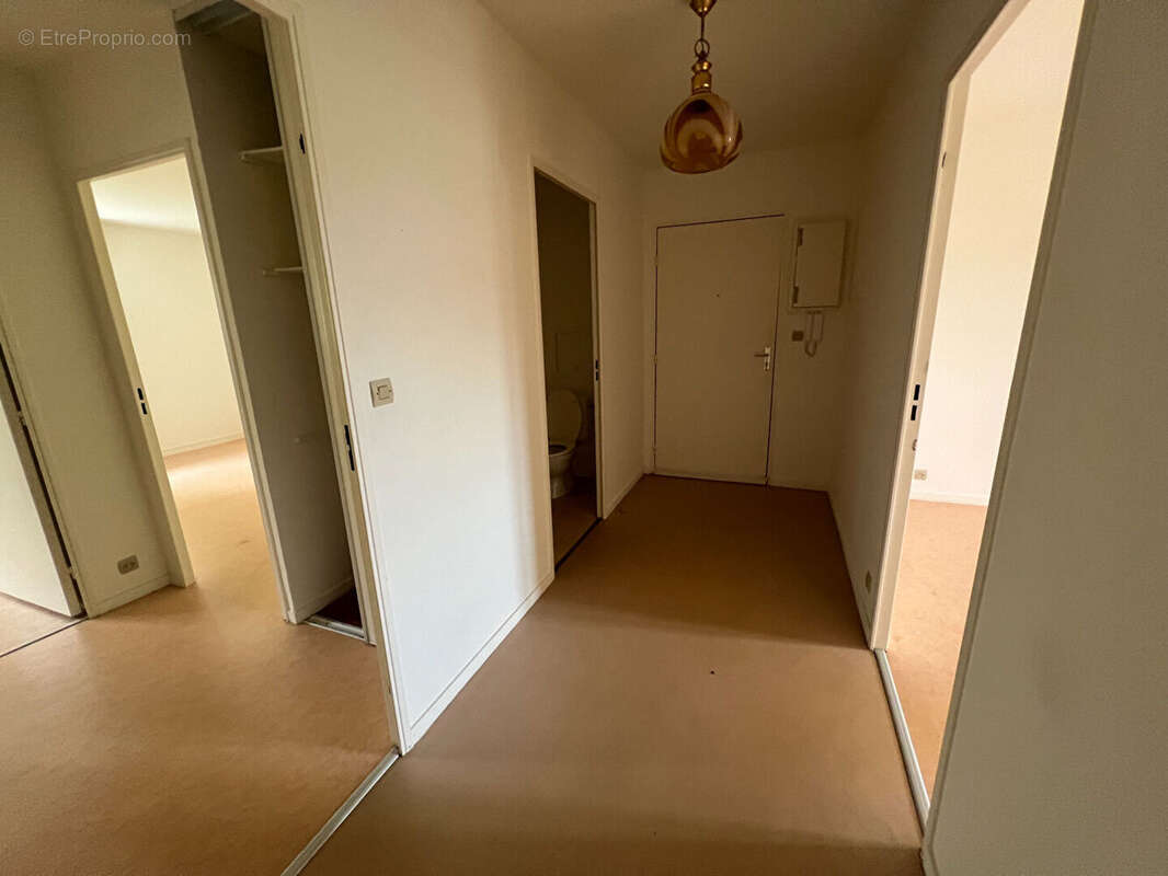 Appartement à EPERNON