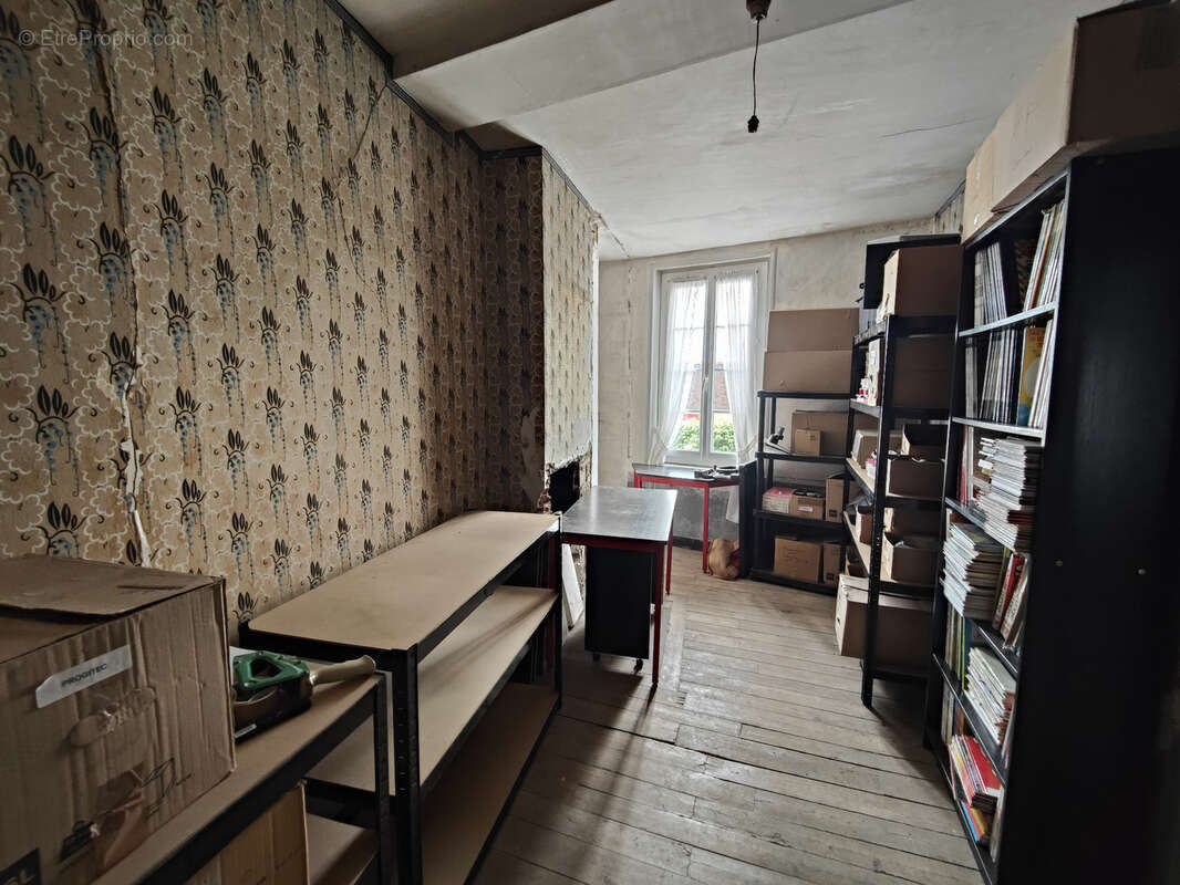 Maison à BUSSY-EN-OTHE