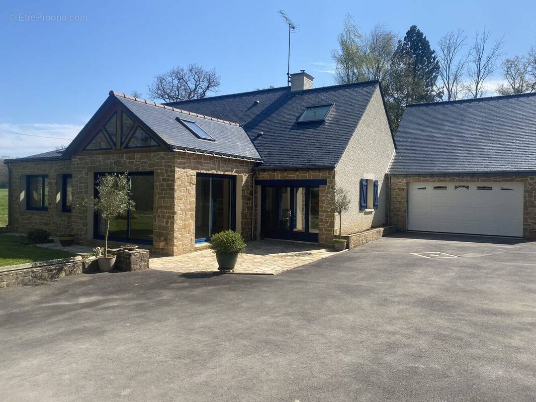 Maison à GUEMENE-PENFAO