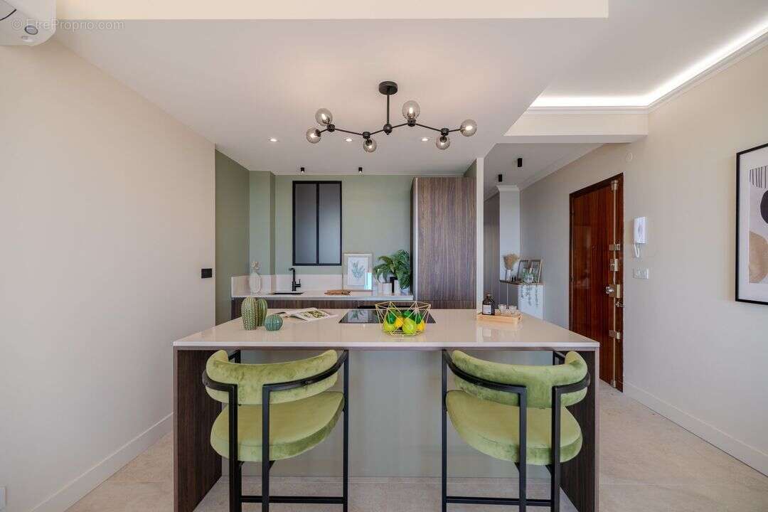 Appartement à BEAULIEU-SUR-MER