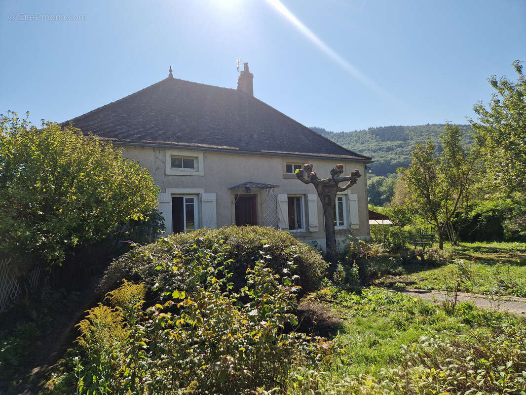 Maison à AUTUN