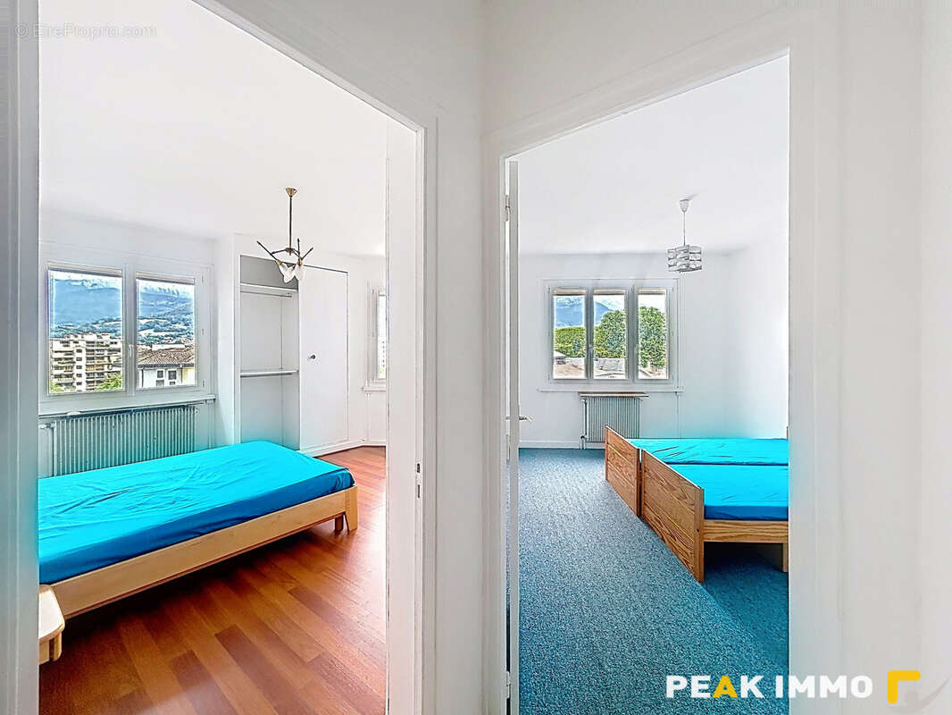 Appartement T3 - 90m2 - Annecy - place de parking - photo 8