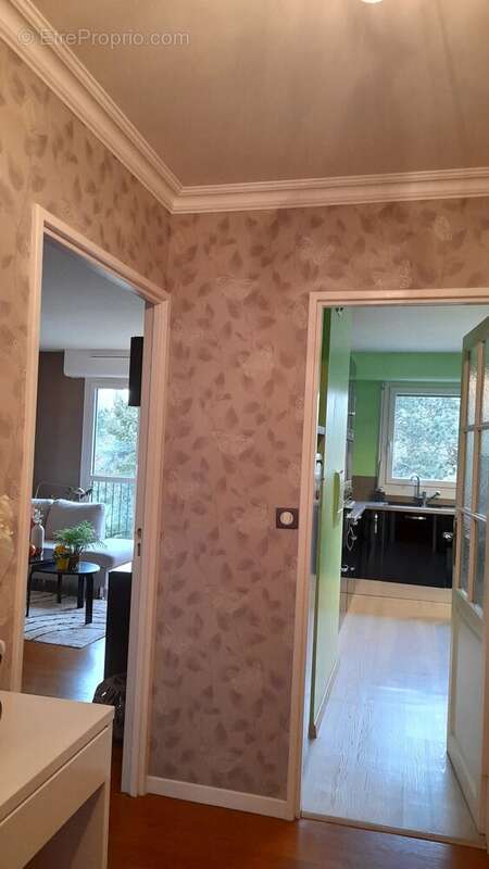 Appartement à CHENNEVIERES-SUR-MARNE