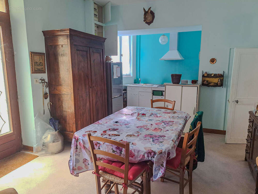 Maison à SAINT-CALAIS