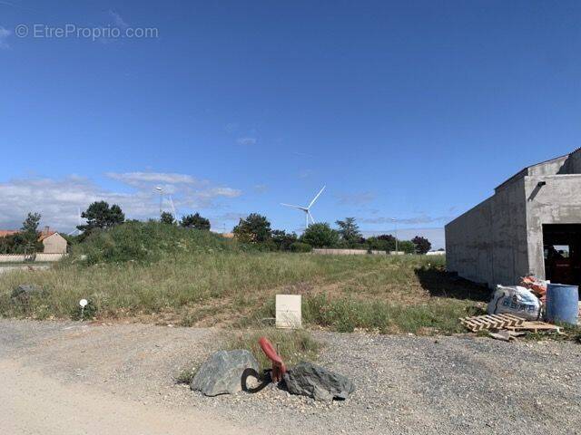 Terrain à ANDILLY