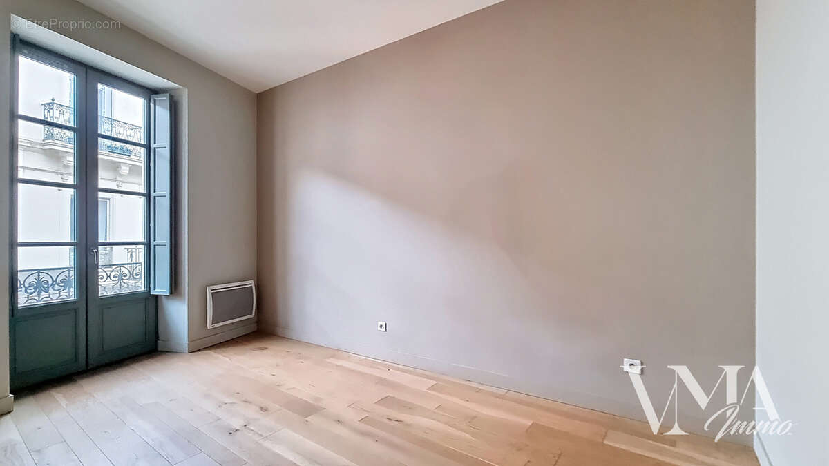 Montpellier Centre   Idéal premier achat ou investissement   T2 de 50 m2 avec balcon - photo 4